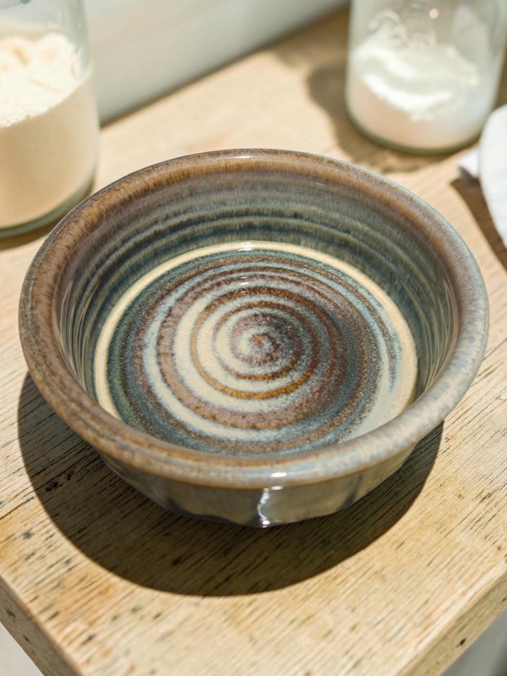 Bill Campbell Signed Studio Pottery Bowl | Spiral Drip Glaze 8"